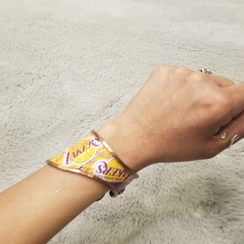 NBA Lakers Cuff - Picture 3 of 12